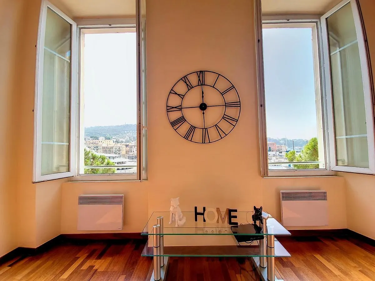 Appartement Le Duplex du port à Nice